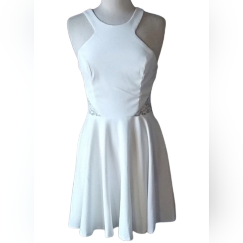 Jodi Kristopher Size 3 Fit Flare off white Crotchet‎ side Illusion dress